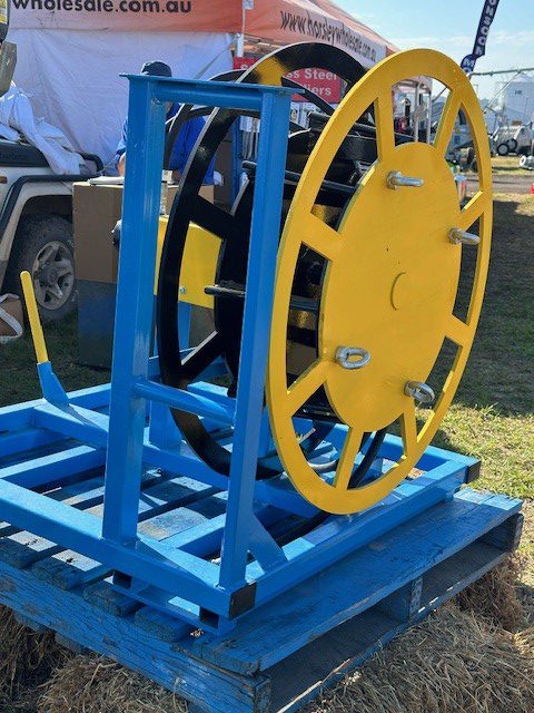 Wire Reclaimer 450mm | Barbed & Plain Wire Roller - Image 4